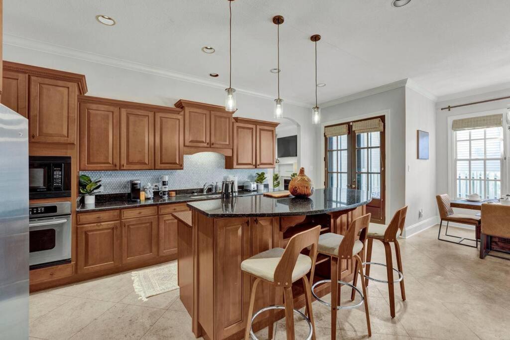 Luxury Home With Outdoor Patio And Game Room Memphis Eksteriør bilde